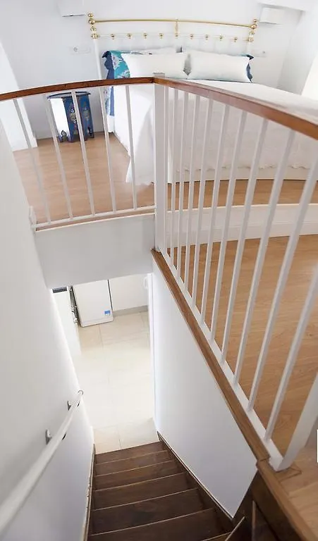 Sun Home Duplex La Rosaleda マラガ 0*,  スペイン